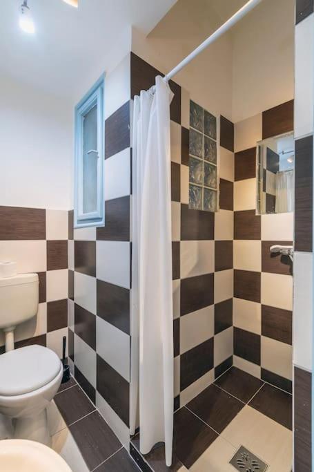 Center Apartment, Style, Location, Ac, Balcony *