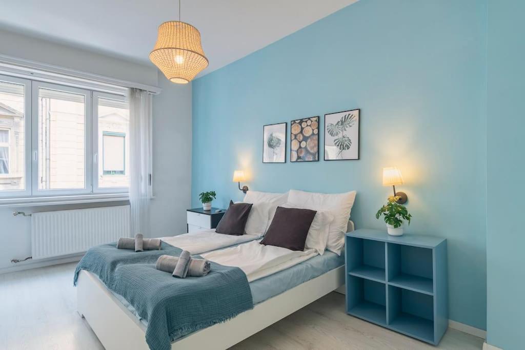 Center Apartment, Style, Location, Ac, Balcony Apartment *